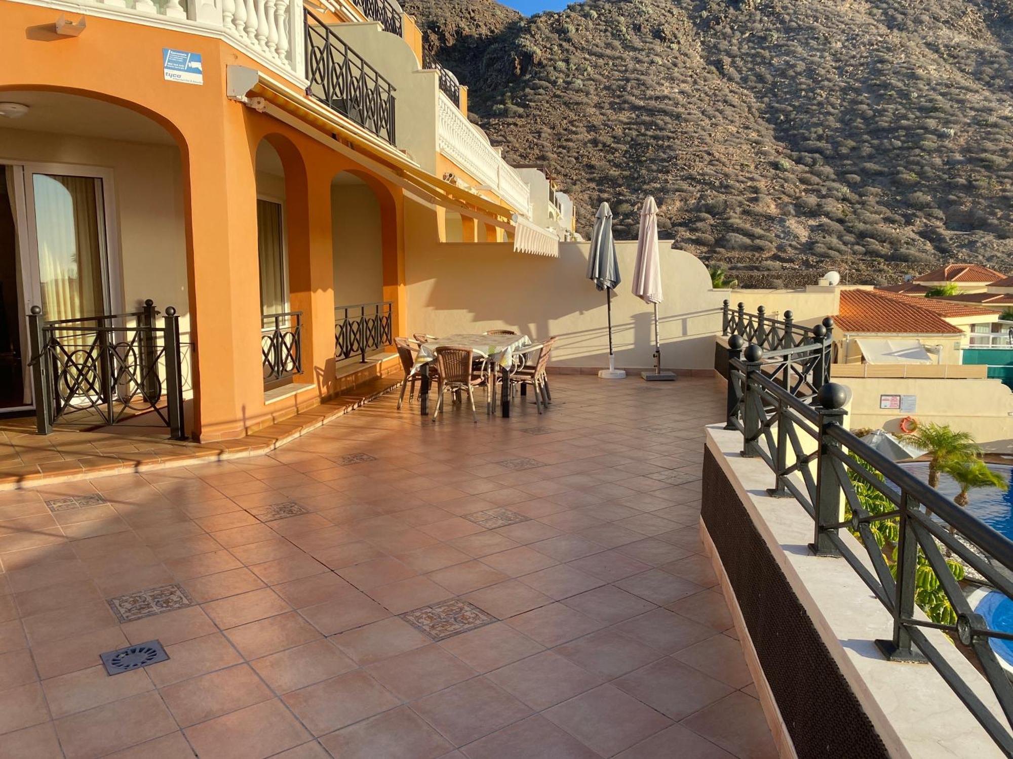 Villa Tenerife Sur Лос Кристианос Экстерьер фото