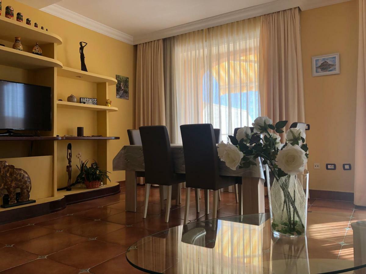 Villa Tenerife Sur Лос Кристианос Экстерьер фото
